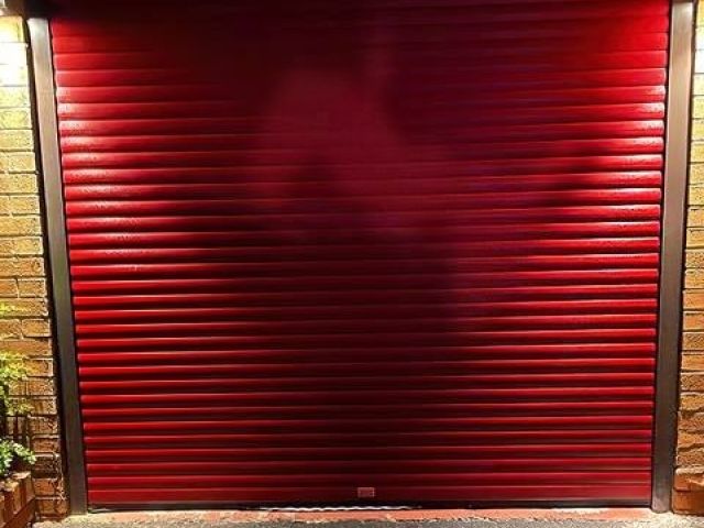 roller-garage-door-14-kireth-ai