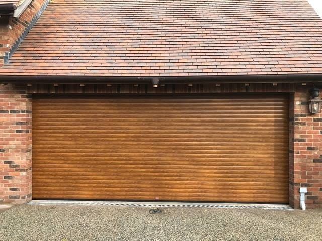 sectional-garage-doors-15-kireth-ai